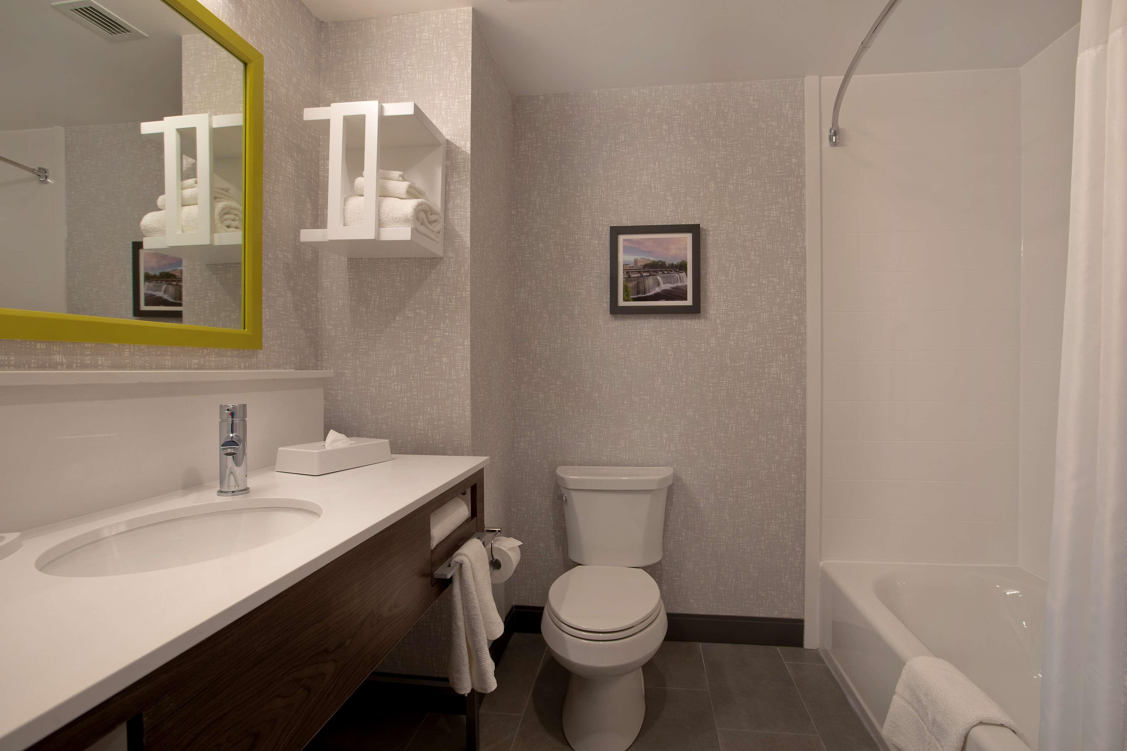 Hampton Inn & Suites Ottawa West, Ontario, Canada Buitenkant foto