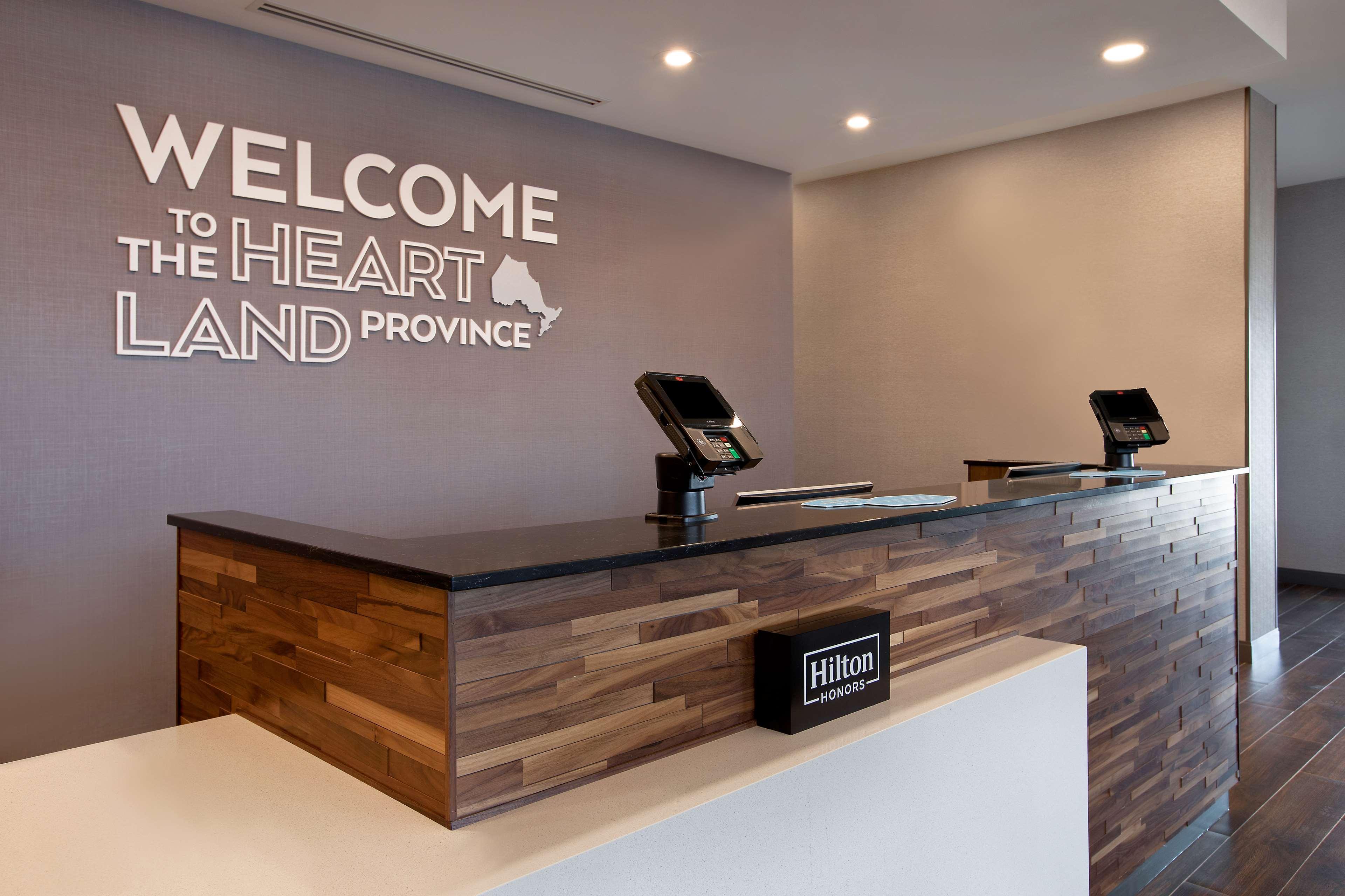 Hampton Inn & Suites Ottawa West, Ontario, Canada Buitenkant foto