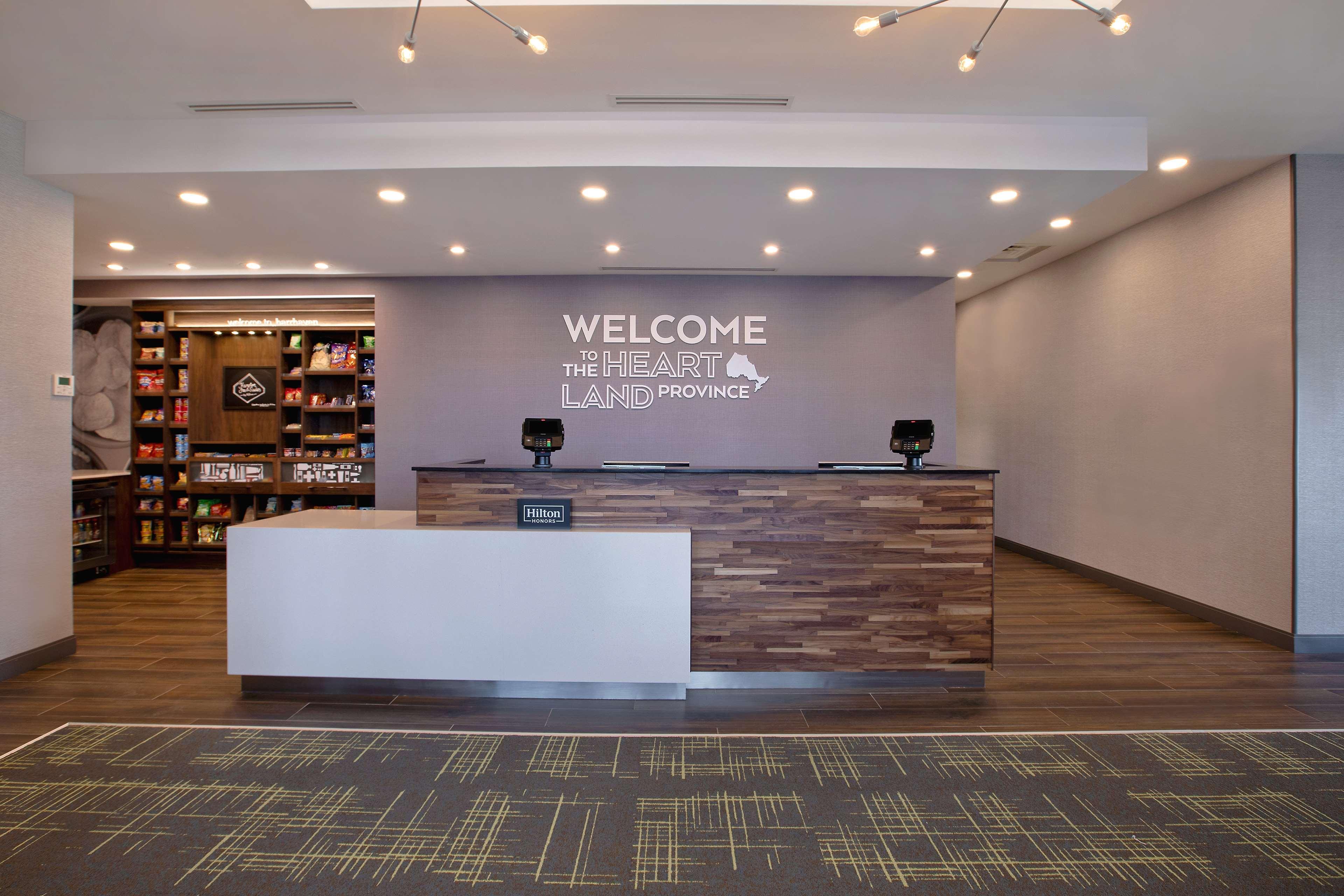 Hampton Inn & Suites Ottawa West, Ontario, Canada Buitenkant foto