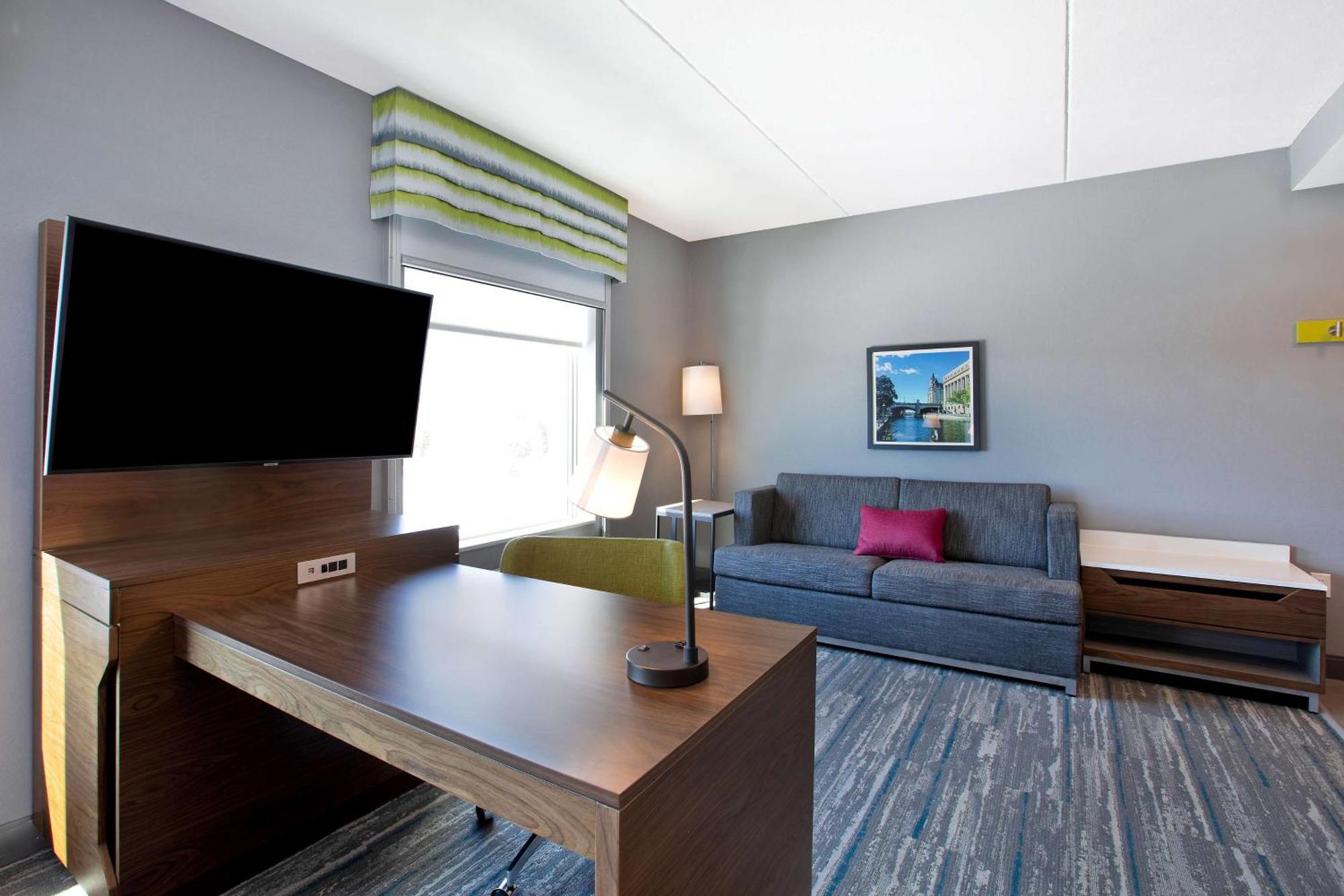 Hampton Inn & Suites Ottawa West, Ontario, Canada Buitenkant foto
